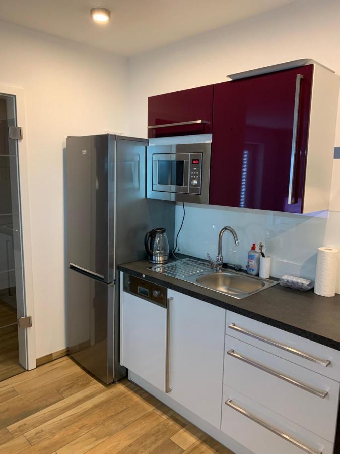 2-Zimmer-Wohnung bei Nürnberg mit S-Bahn-Anschluss Postbauer-Heng Exterior foto